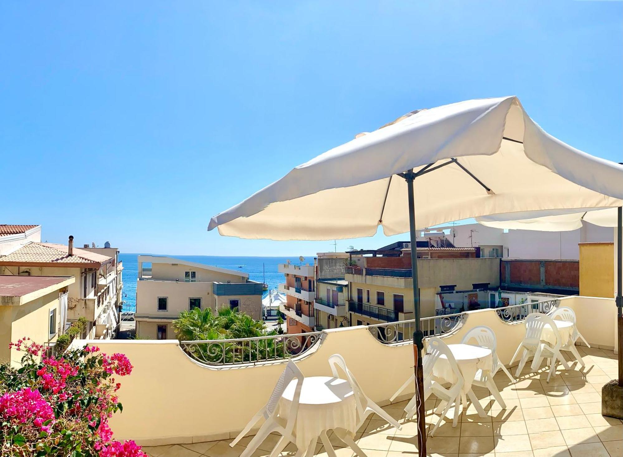 Hotel Sylesia Летоянни Экстерьер фото