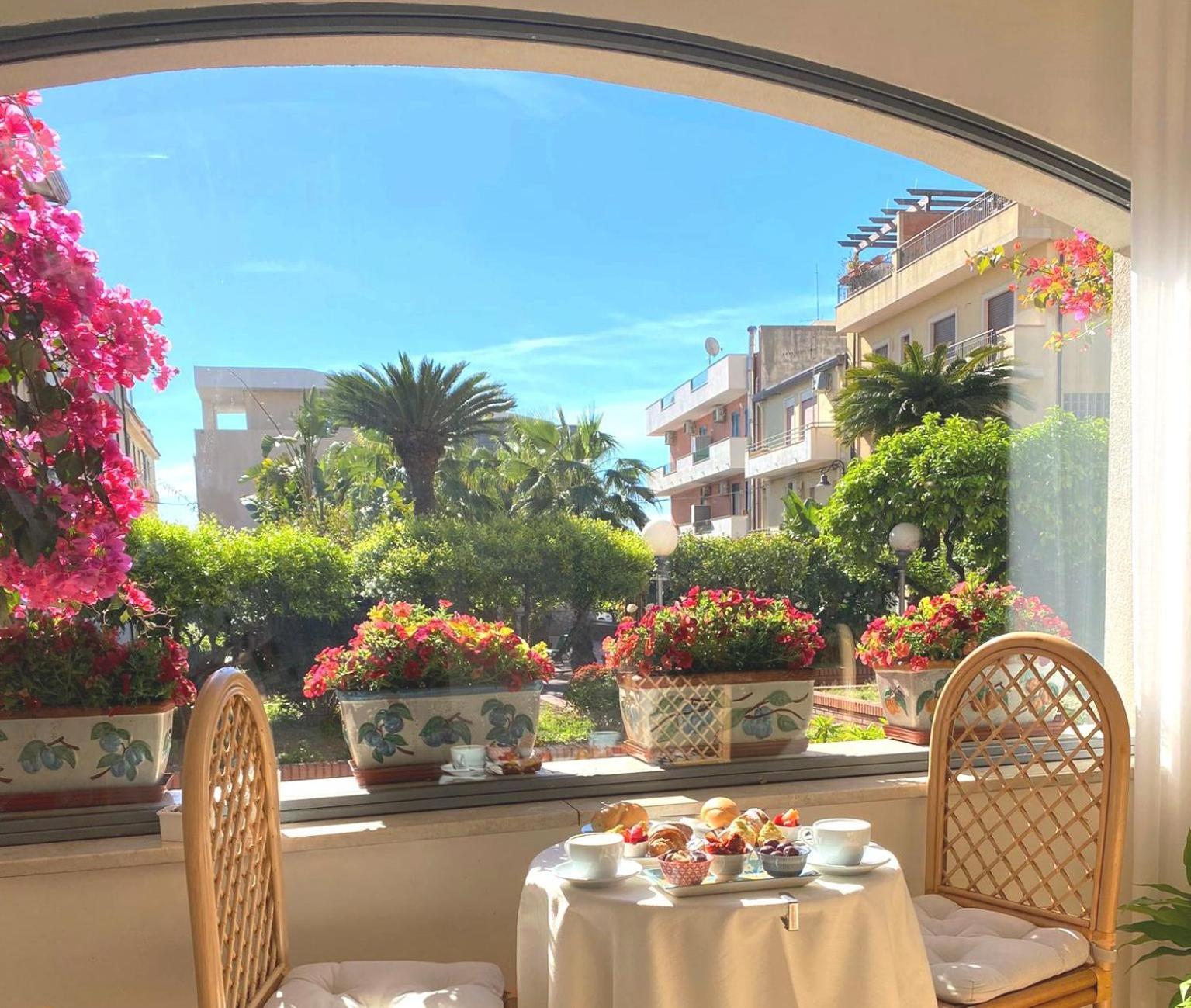 Hotel Sylesia Летоянни Экстерьер фото